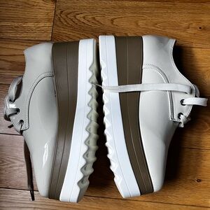 Stylish White and Brown Women’s Shoes